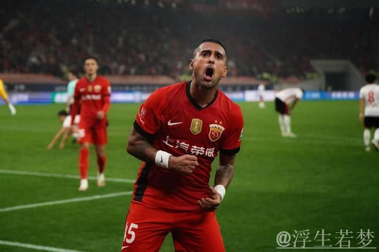 加布里埃尔巧传助攻 莱昂纳多精准破门 加布里埃尔巧传助攻 莱昂纳多精准破门