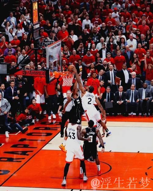 伦纳德单骑劈扣霸气十足 默里强势回应暴扣对飙 伦纳德单骑劈扣霸气十足 默里强势回应暴扣对飙